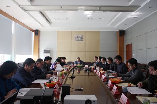 咨询协会五届五次常务理事会议在济南召开