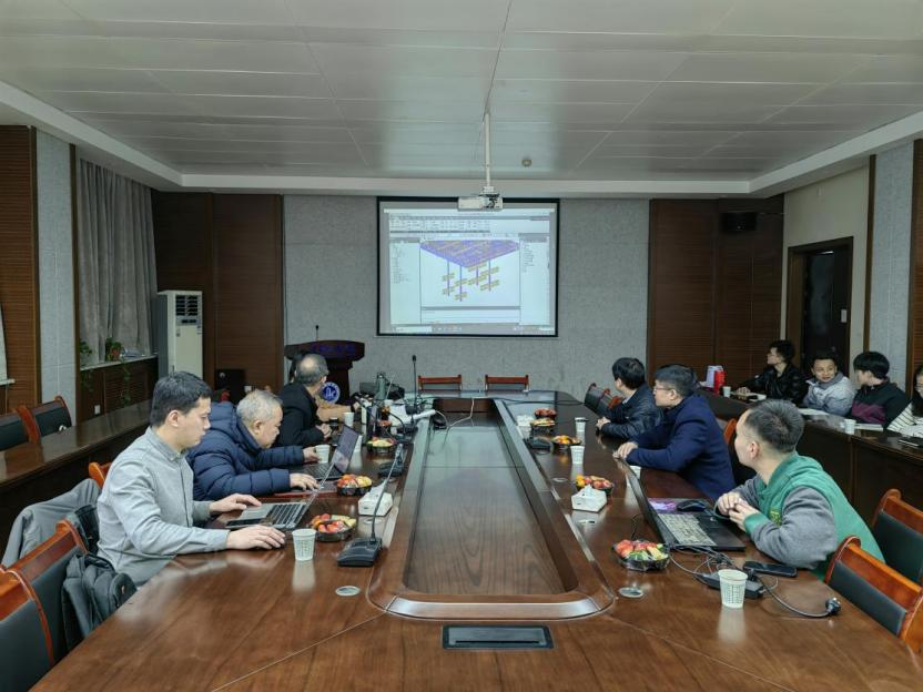 送政策 听建议 汇需求 提质量 ——咨询中心“重点客户上门服务月”活动受到好评