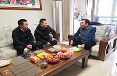 集团领导看望慰问公司退休老党员、老干部