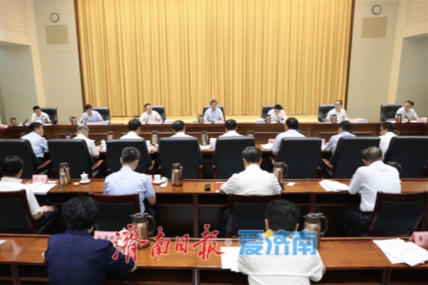 创新创业工作现场推进会议召开 于海田主持并讲话